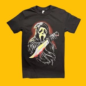 Ghost face graphic tshirt